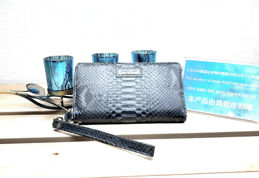 handle wallet